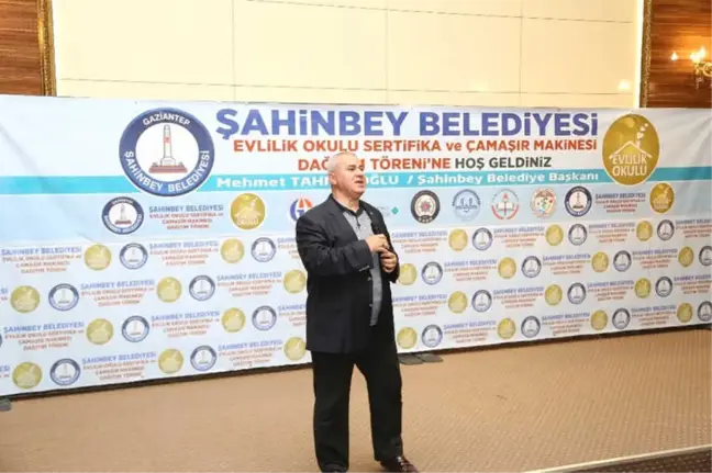 Evlilik Okulundan 71 Çift Daha Sertifikalarını Aldı