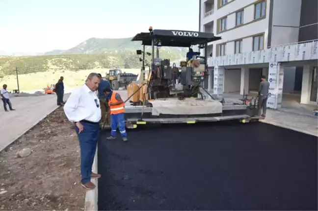 Yunusemre'de Bağlantı Yollarında Asfaltlama Çalışmaları Başladı