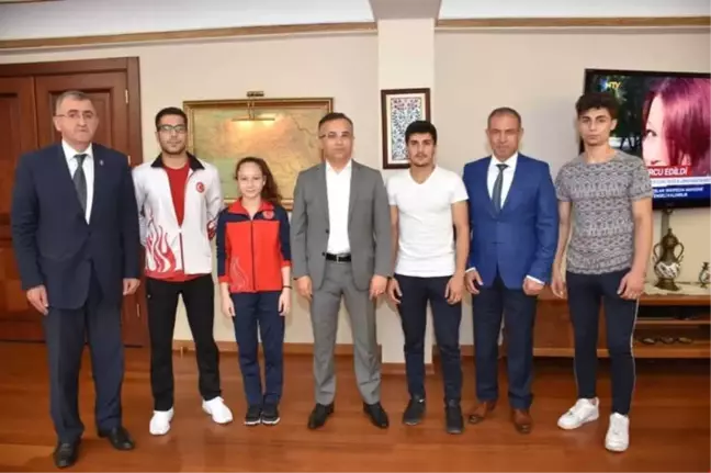 Şampiyonlardan Çeber'e Ziyaret