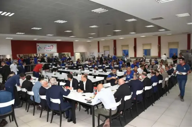 Vali Çeber, Kardemir'de İşçilerle İftar Yaptı