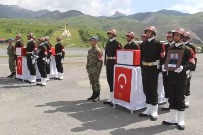 Hakkari'de Şehit Uğurlama Töreni
