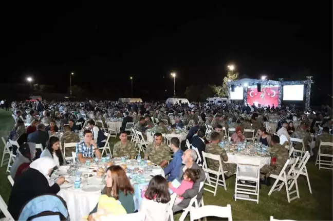 Devletin Zirvesi Büyükşehir İftarında Buluşuyor