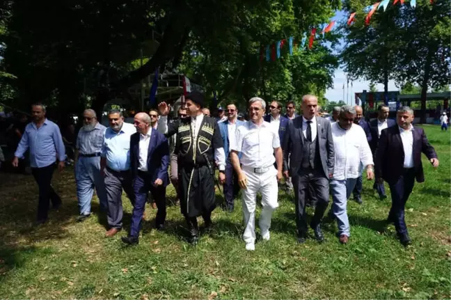 56'ıncı Akbalık Yağlı Güreşleri Gerçekleşti