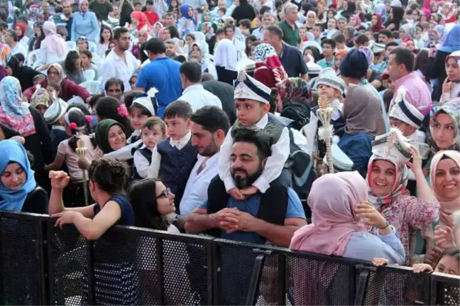 Kagıthane'de Coşkulu Sünnet Şöleni