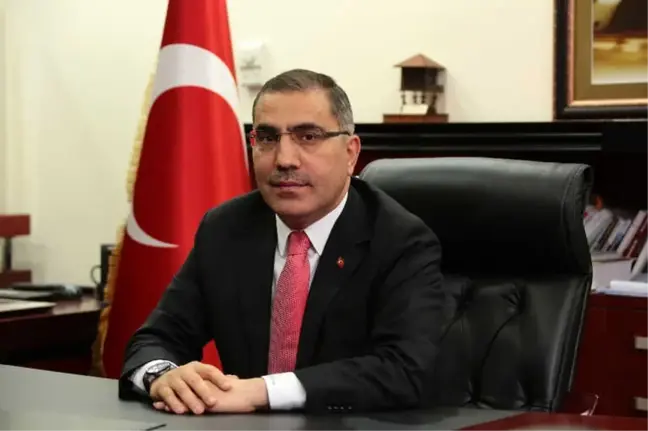 Yüreğir Belediyesi'nden Engelli ve Hasta Seçmenlere Araç