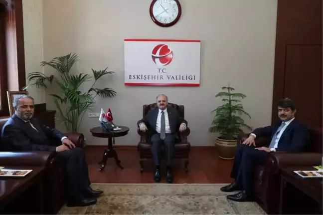 Vali Çakacak, Diyanet İşleri Başkan Yardımcısı İşleyen'i Kabul Etti