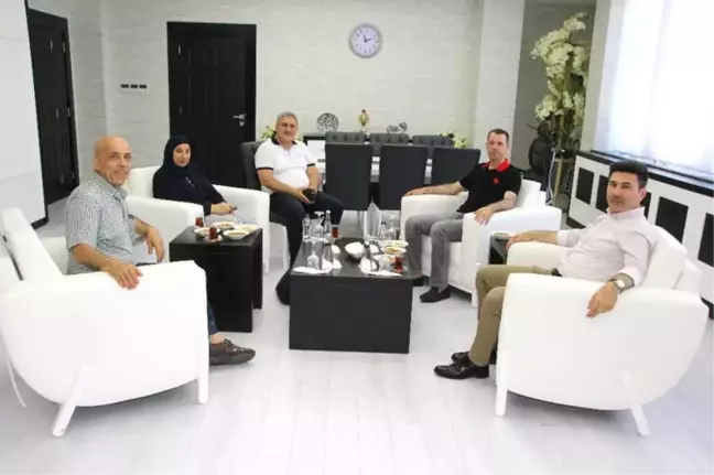 Profesör Salhi'den Rektör Karacoşkun'a Ziyaret