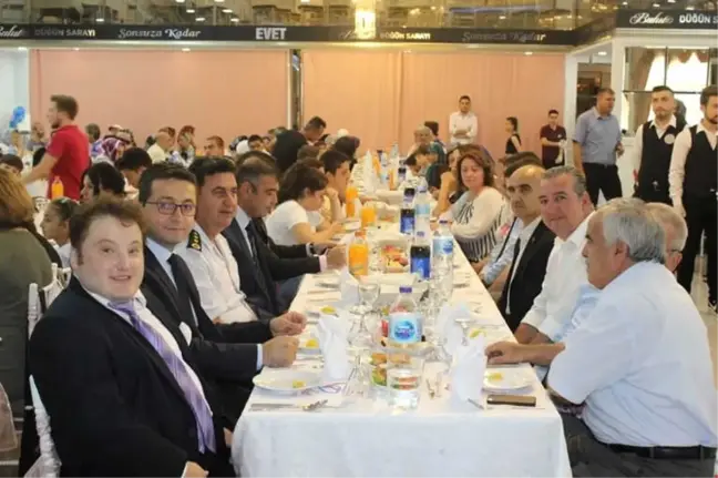Bartın Valiliği'nden Vatandaşlar Onuruna Yemek