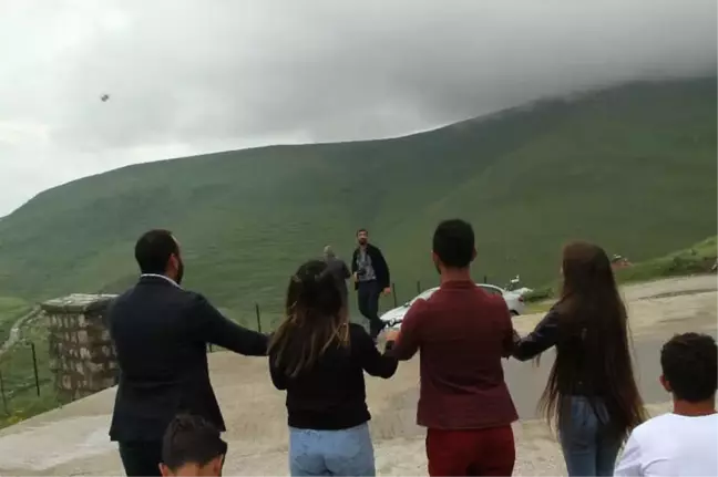 Karadağ'a Yansıyan Atatürk'ün Silüeti Bulut Engeline Takıldı