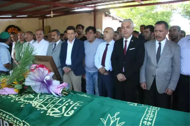 Unesco 'Yaşayan İnsan Hazinesi' Hayri Dev Son Yolculuğuna Uğurlandı