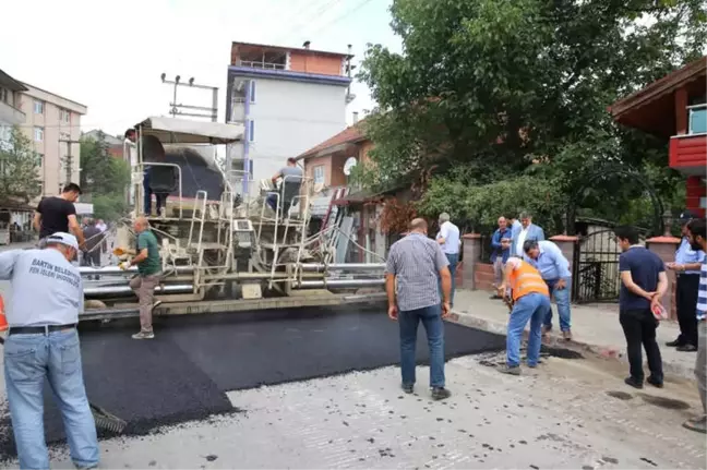 Kanlıırmak Caddesi'nde Asfalt Çalışması