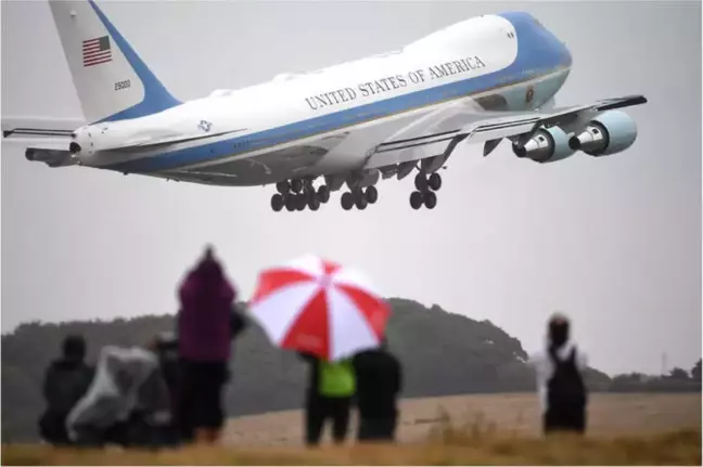 Trump Air Force One'ın Tasarımını Yeniletiyor: 'Dünyanın En İyisi Olacak'