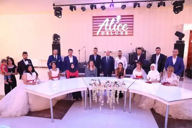 Başkan Çolakbayrakdar, 9 Çiftin Nikahını Kıydı