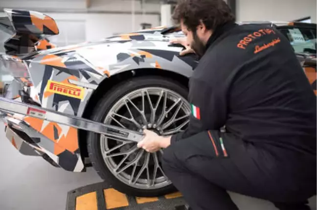 Lamborghini, Yeşil Cehennem'de Yeni Rekor Kırdı