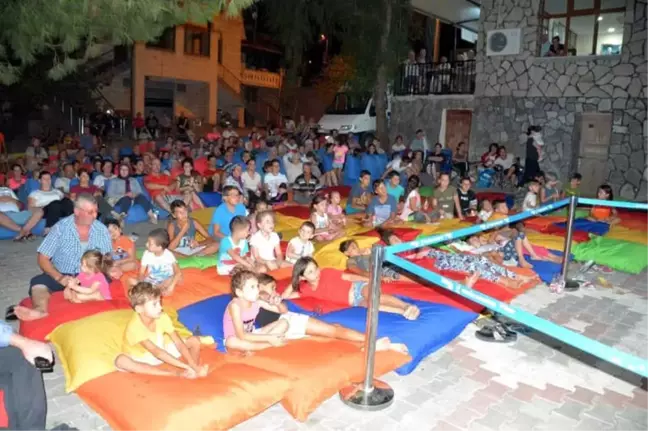 Çakmaklı'da Sinema Keyfi