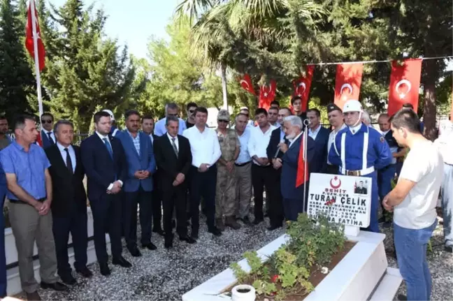 Vali Kalkancı'dan Şehitliğe Ziyaret Ziyaret Etti