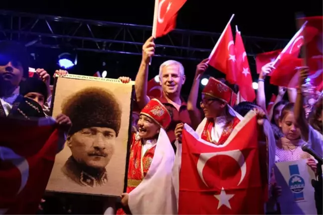 Söke'de Yaz Okullarına Final Gecesi