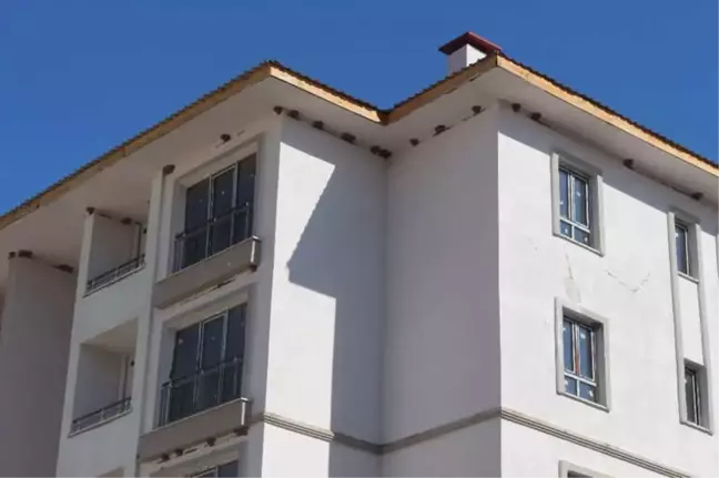 TOKİ İnşaatlarında Kırlangıç Molası Bitti
