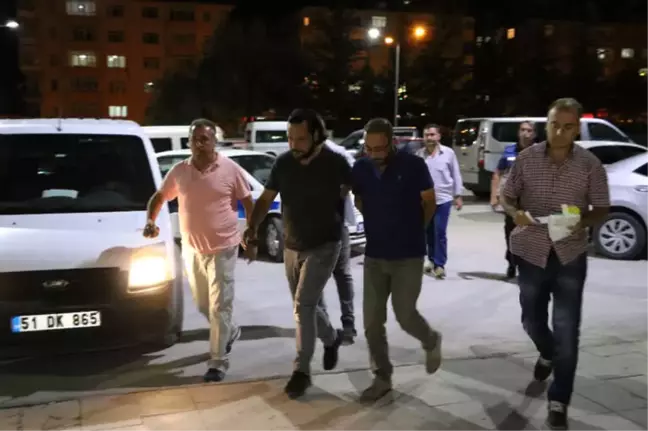 Eski Savcıyı Öldüren Şahıs Cesetle 2 Saat Gezmiş