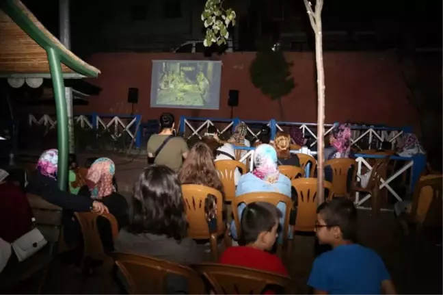 Eyüpsultan'da Açıkhavada Sinema Keyfi