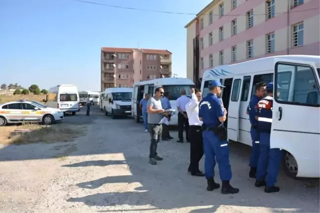Eşme'de Okul Servislerine Sıkı Denetim