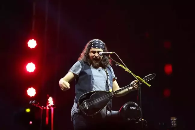 Rock Sahnesi'nde İzmirlilere Sürpriz