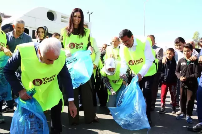 Keçiören'de Kadın ve Çocuklar Temizlik Ordusu Kurdu