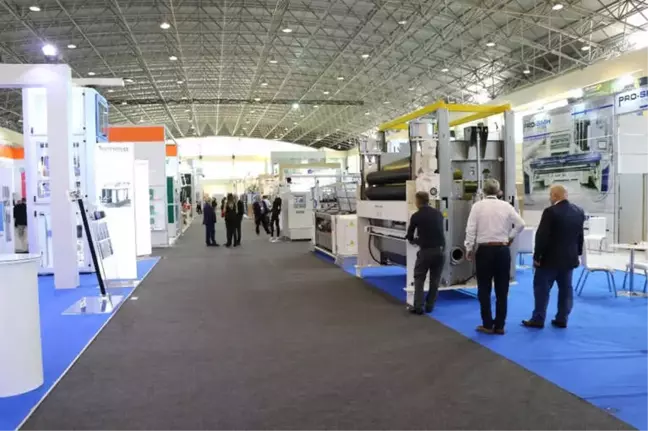 Uluslararası Tekstil Makineleri Fuarı Açıldı