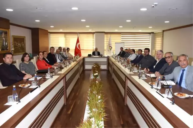 Projeler Konuşuldu