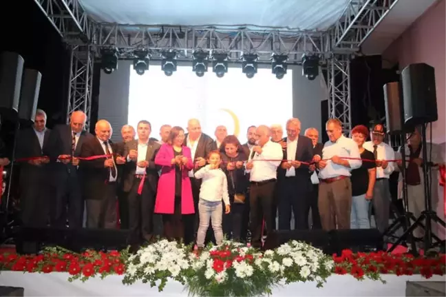 Bayraklı'da Görkemli Açılış