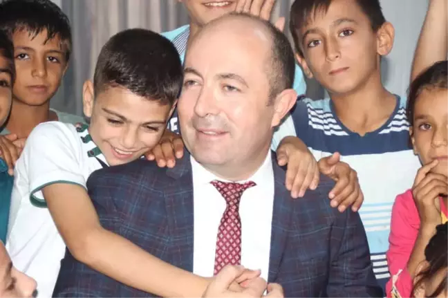 Suriyeli Minik Abdulrahman'ın Baba Özlemi Yürek Dağladı