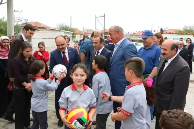 Vali Günaydın'dan Karış Karış Senirkent Gezisi