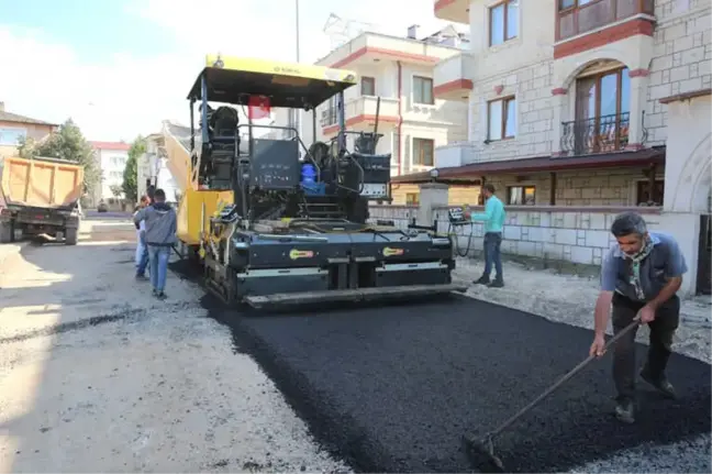 Başkan Dişli, Kurtuluş Mahallesi'nde Asfalt Çalışmalarını İnceledi