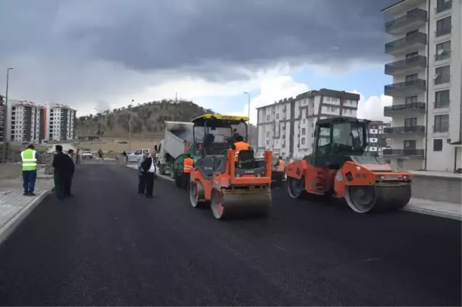 Çünür Yenişehir'de Asfalt Çalışmaları Devam Ediyor