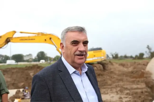 Arifiye'ye Yeni Giriş Yolu Yapılmaya Devam Ediyor