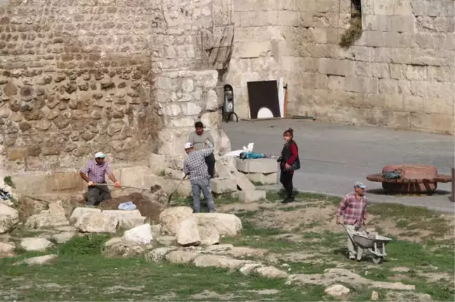 Çifte Minareli Medrese'deki Geçitler Gün Yüzüne Çıkartıldı