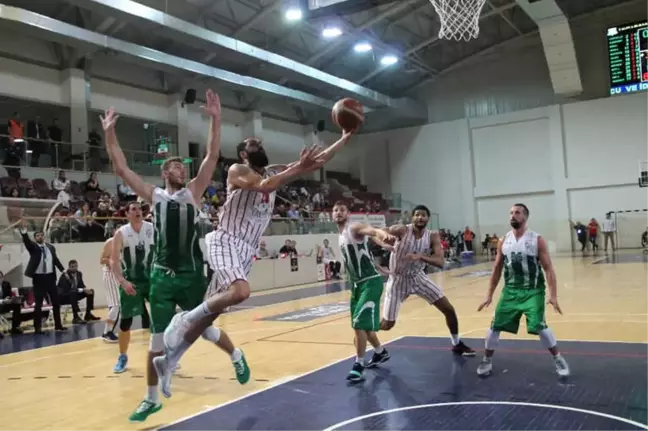Potanın Timsahları Yalova'da Rahat Kazandı