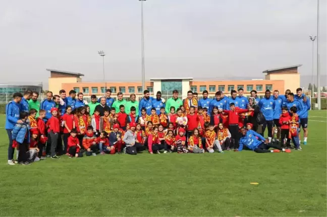 Kayserispor'a Moral Ziyareti