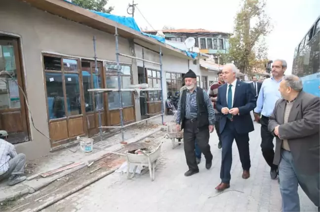 Başkan Restorasyon Çalışmalarını İnceledi