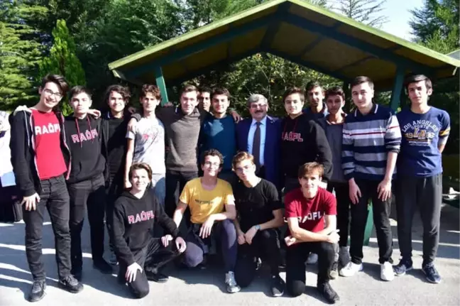 Belediye Başkanı Nihat Can'dan Fen Lisesine Sentetik Saha Müjdesi