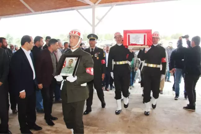 Şehit Asker Memleketi Şanlıurfa'da Toprağa Verildi