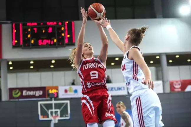 Milliler Polonya'yı Farklı Geçti