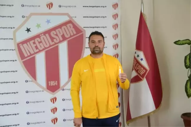 Kas Hastaları İçin Mum Yakıp Yeşil Sahaya Çıktılar