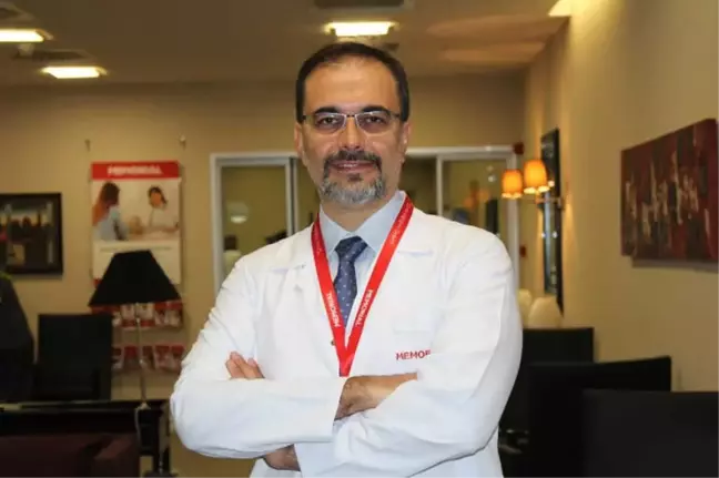 Doç. Dr. Aktaş, Hasta Kabulüne Başladı