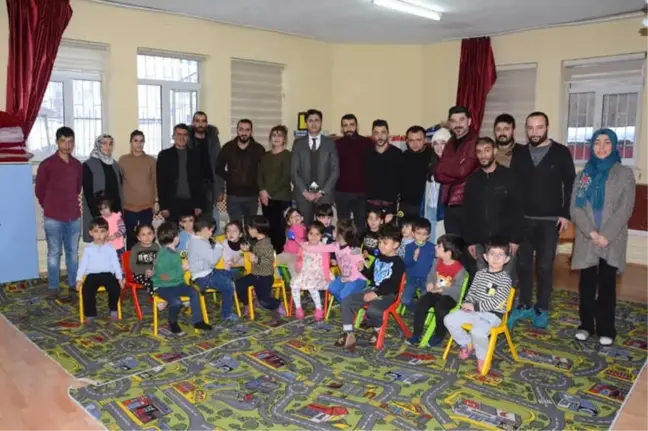Reng-i Hakkari'den Miniklere Anlamlı Ziyaret