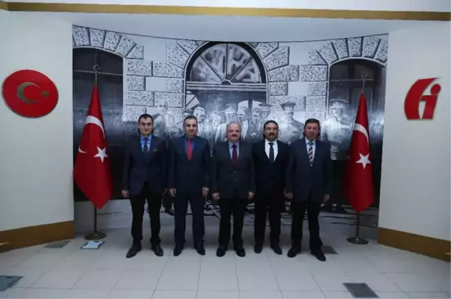 Vali Çakacak, Vergi Dairesi Başkanlığı'nı Ziyaret Etti