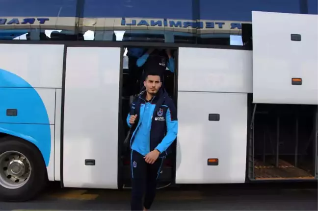 Trabzonspor, Beşiktaş Maçı İçin İstanbul'a Gitti