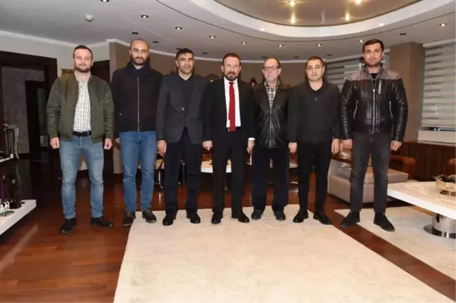 Başkan Doğan'dan Müteahhitlere Teşekkür Belgesi