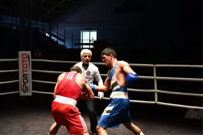 Balıkesir'de Boks Şampiyonası Final Maçları ile Sona Erdi