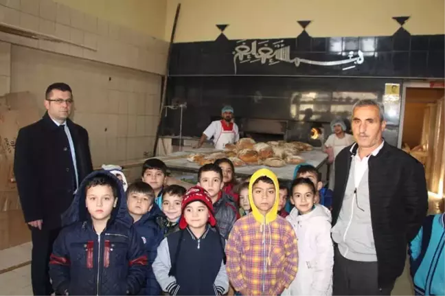 Minik Öğrenciler, Yerli Mallarını Yerinde İnceledi